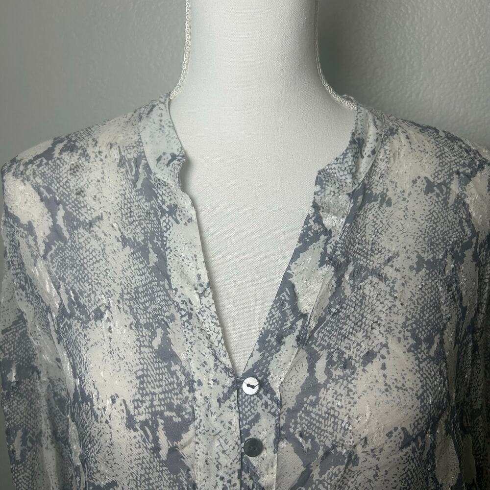 Chico's gray snakeskin semi sheer band collar silk button down size 3 - 16/18 XL - Picture 2 of 11